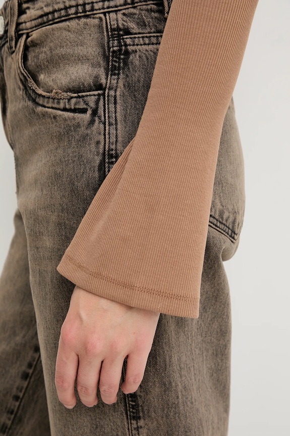 Answear.LAB longsleeve 16664.TOS brązowy