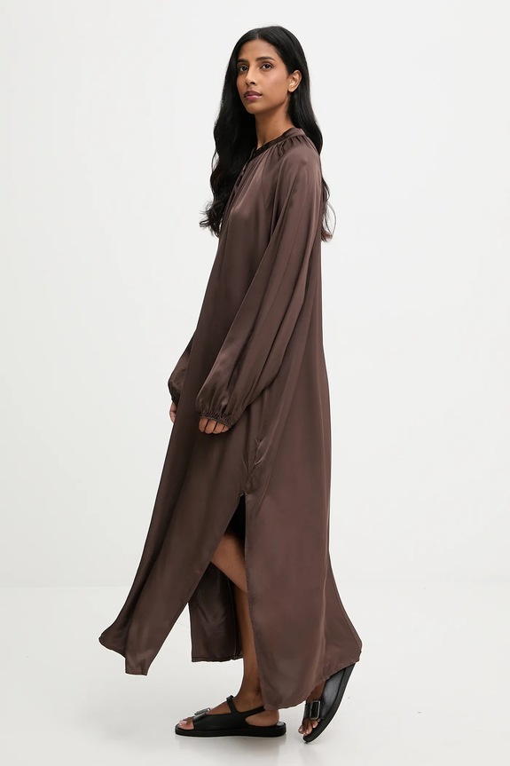 Answear.LAB rochie maxi maro AB358
