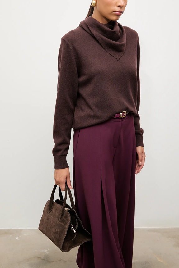 Answear.LAB sweter z wełny merino z apaszką okrągły brązowy WA25-SWD023