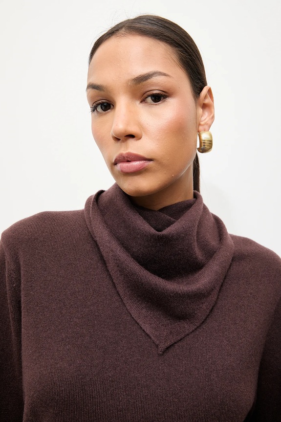 Answear.LAB sweter z wełny merino z apaszką WA25-SWD023