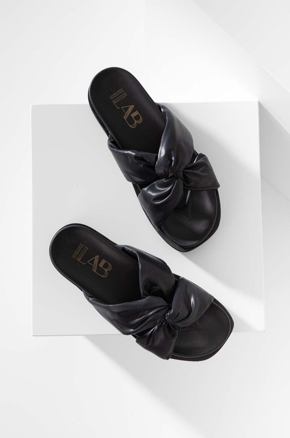 Answear.LAB papucs 2WJ1160701.2100.DB fekete WS23