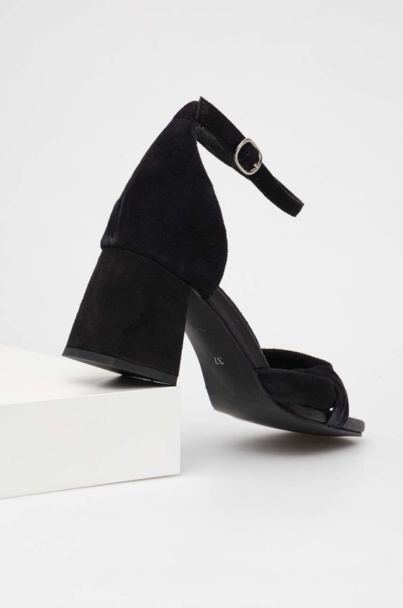 Scarpe Answear.LAB sandali in camoscio HR.220271.DB nero