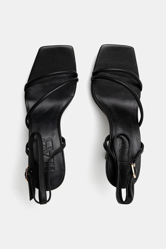 Answear.LAB sandali in pelle nero V1562.653.2