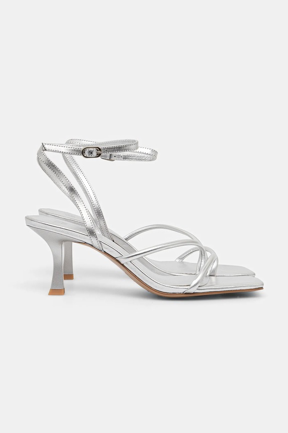 Usnjeni sandali Answear.LAB V1562.653.2 srebrna WS25