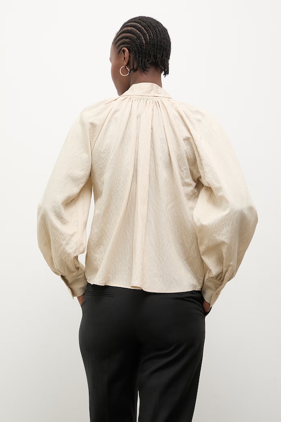 Ρούχα Γυναικεία μπλούζα από βισκόζη Answear.LAB G0353040.hak μπεζ