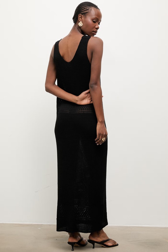 Answear.LAB sukienka z włókna bambusowego czarny 2510526