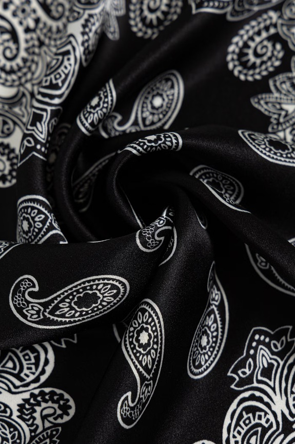 Answear.LAB eșarfă de mătase Unscripted Collection negru 123.flk