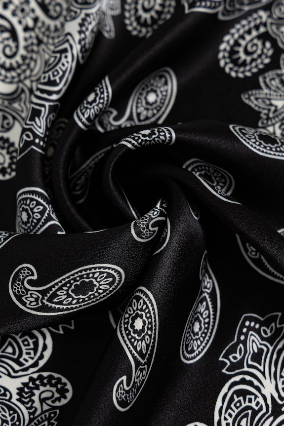 Answear.LAB eșarfă de mătase Unscripted Collection negru 123.flk