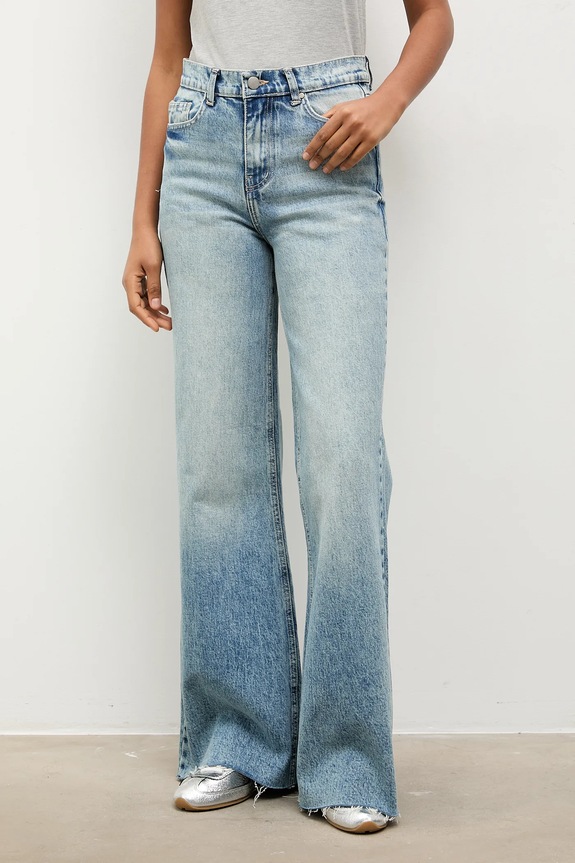 Answear.LAB jeansy 2002 niebieski WS26