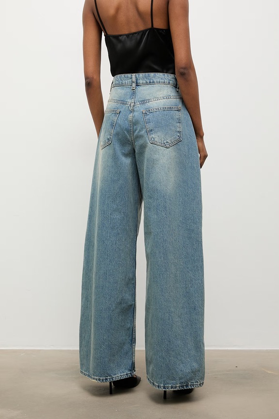 Odzież Answear.LAB jeansy relaxed fit damskie sng.10003.tok niebieski