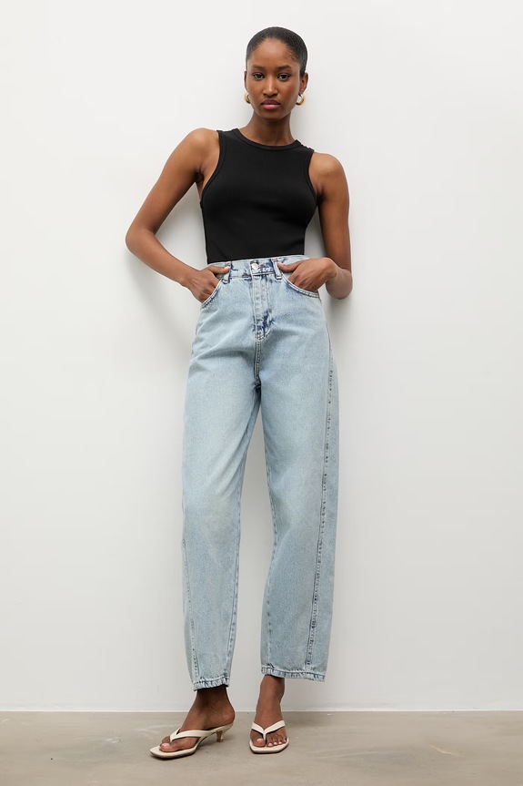 Answear.LAB jeansy mom fit damskie granatowy W-1744.tok