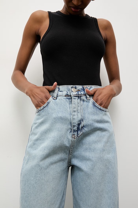 Answear.LAB jeansy mom fit damskie granatowy W-1744.tok