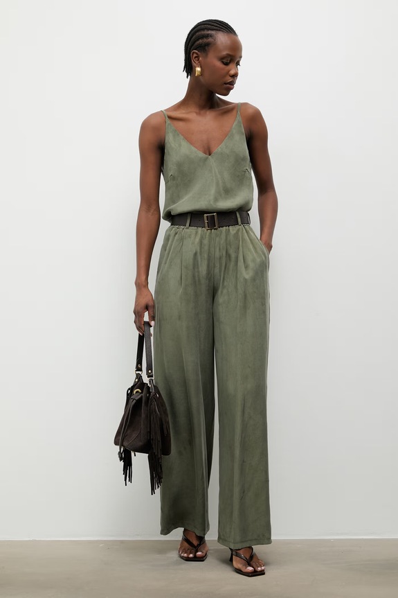 Answear.LAB Παντελόνι γυναικεία από lyocell 95106.iak πράσινο WS26