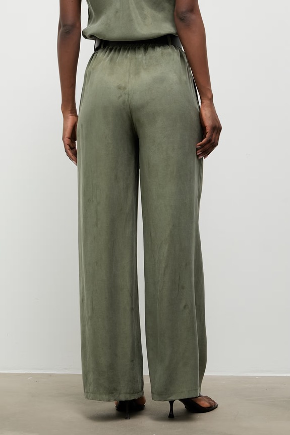 Ρούχα Answear.LAB Παντελόνι γυναικεία από lyocell 95106.iak πράσινο