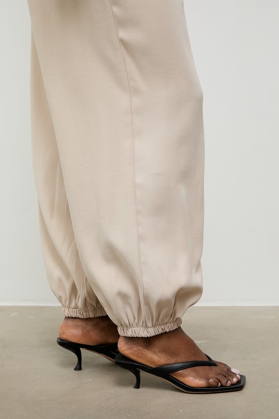 Answear.LAB Παντελόνι paperbag γυναικείο με βισκόζη μπεζ 95066.iak