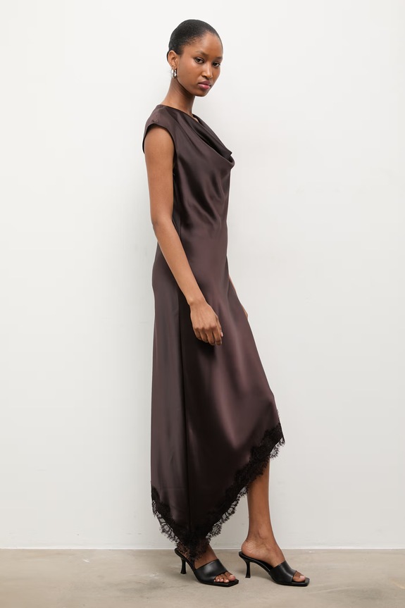 Answear.LAB rochie 58352.tok maro WS26