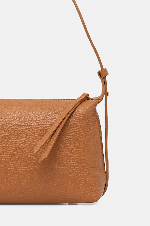 Akcesoria Answear.LAB torebka damska skórzana 1468.hak brązowy