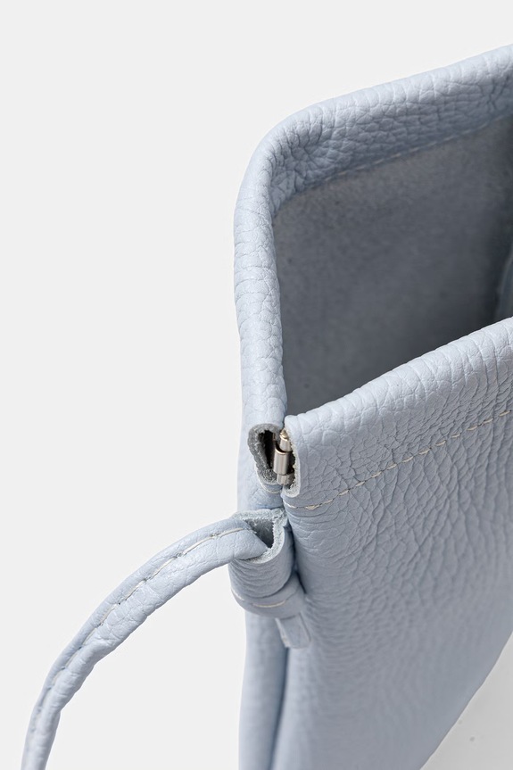 Answear.LAB torebka crossbody damska skórzana 44886.isr niebieski