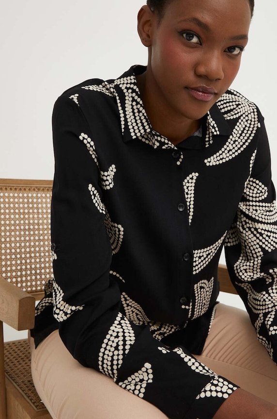 Answear Lab camicia lunga nero 80381.db