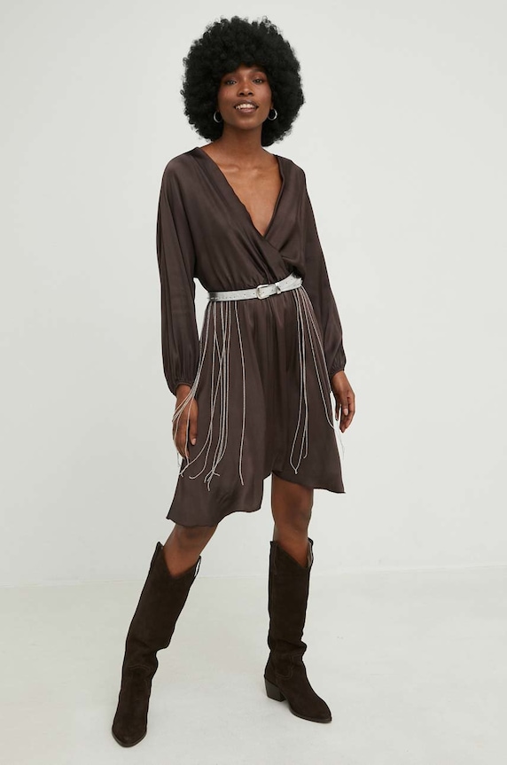Answear Lab sukienka z jedwabiem casual brązowy EL81388.h