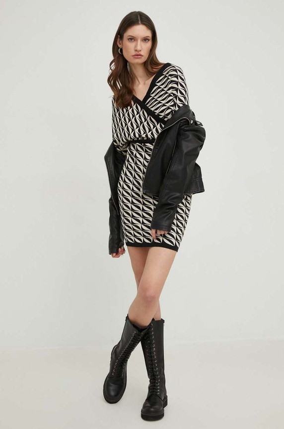 Answear Lab sukienka 9968.js czarny WW23