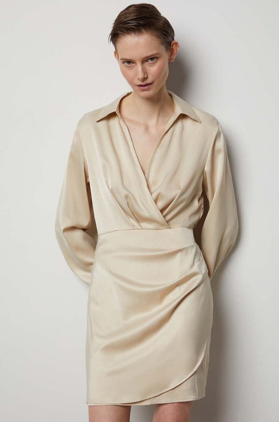 Answear Lab sukienka casual beżowy 4758.iw