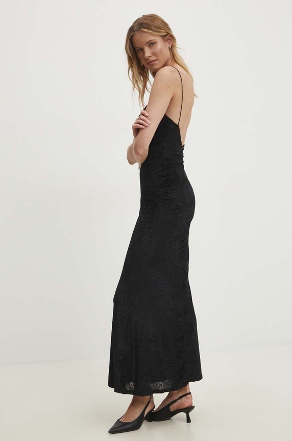 Odzież Answear.LAB sukienka 502356.fh czarny