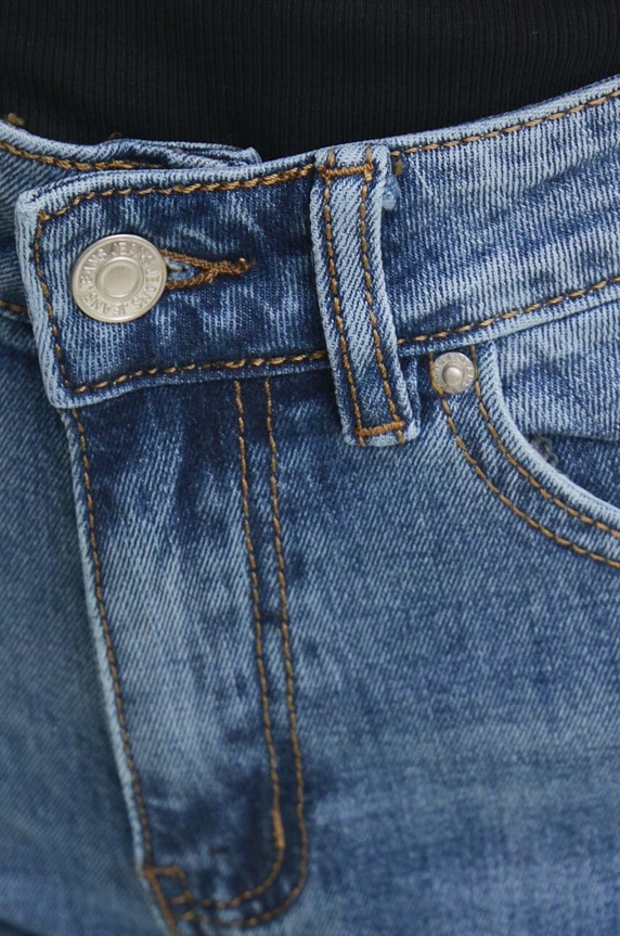 Jeans kratke hlače Answear.LAB modra l1027.id