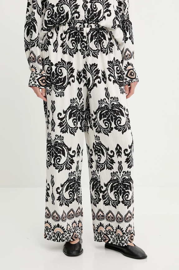 Oblačila Srajca in hlače Answear.LAB 70290b.fos črna