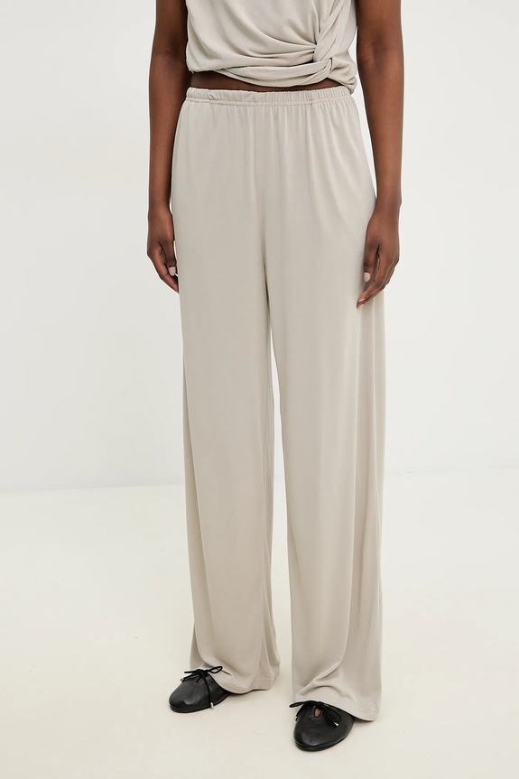 Answear.LAB camicetta e pantaloni beige 5261.ikk