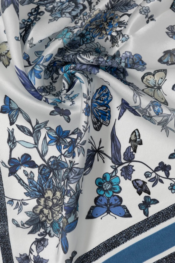 Answear Lab apaszka jedwabna SMALL.SILK.flk niebieski WW25