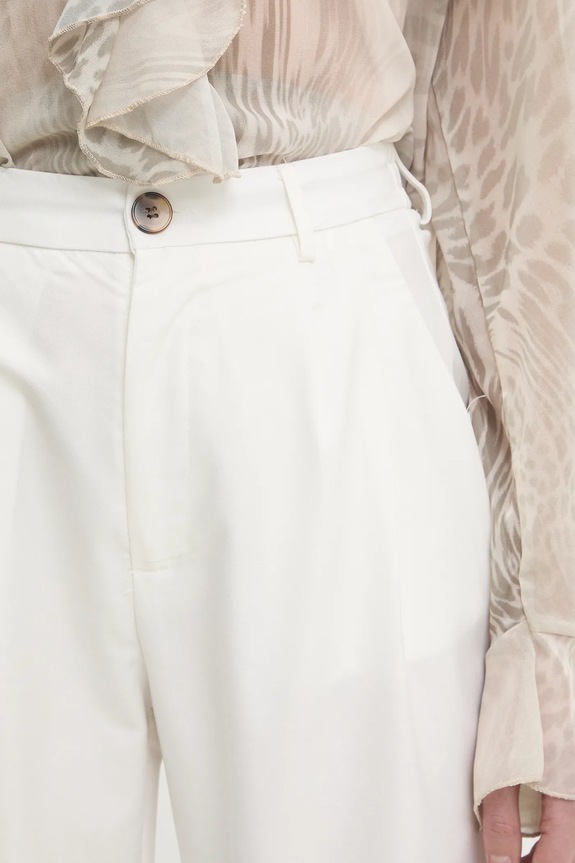 Hlače Answear.LAB bijela MR21130.hms