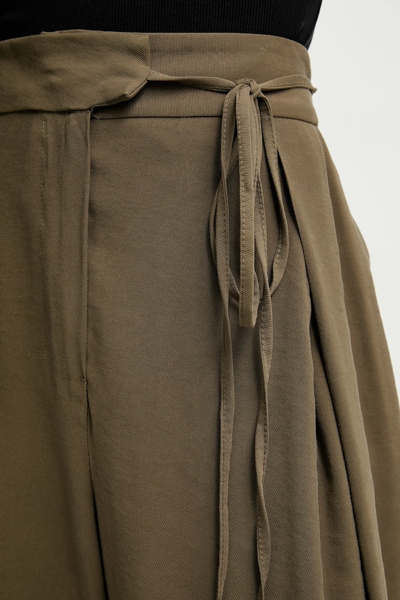 Hlače Answear.LAB zelena 031425..tos