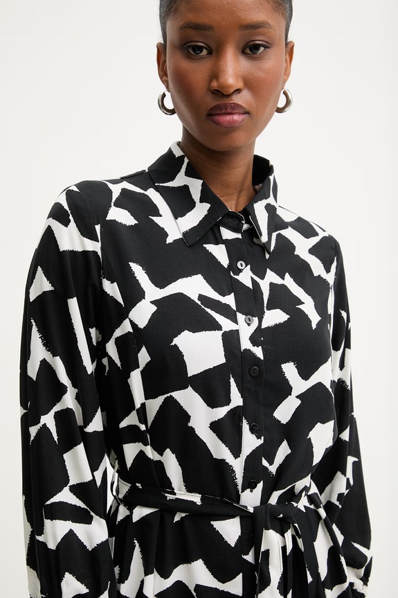 Obleka Answear.LAB črna 63356.1340.flk