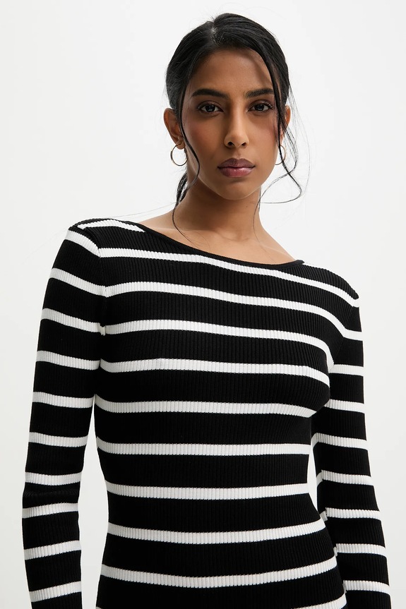 Answear.LAB sukienka czarny 8414517.hos