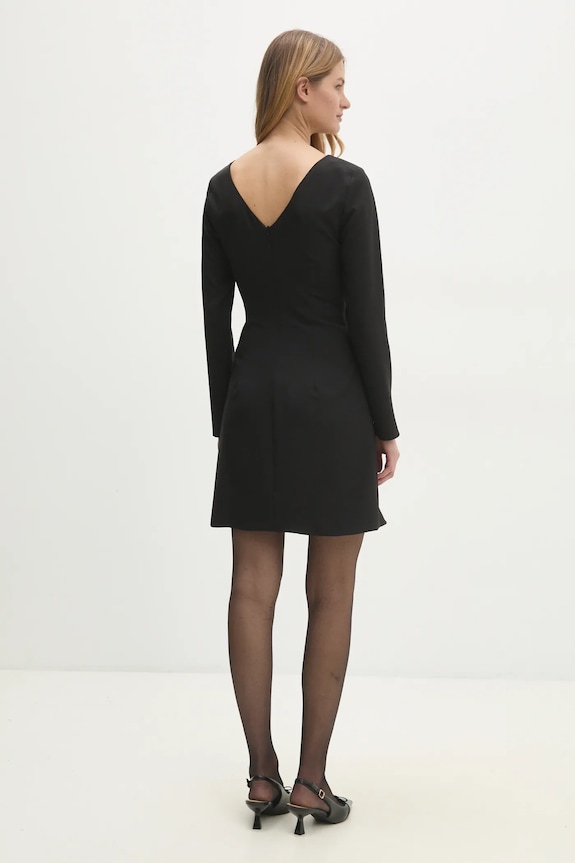 Odzież Answear.LAB sukienka 57947.tos czarny