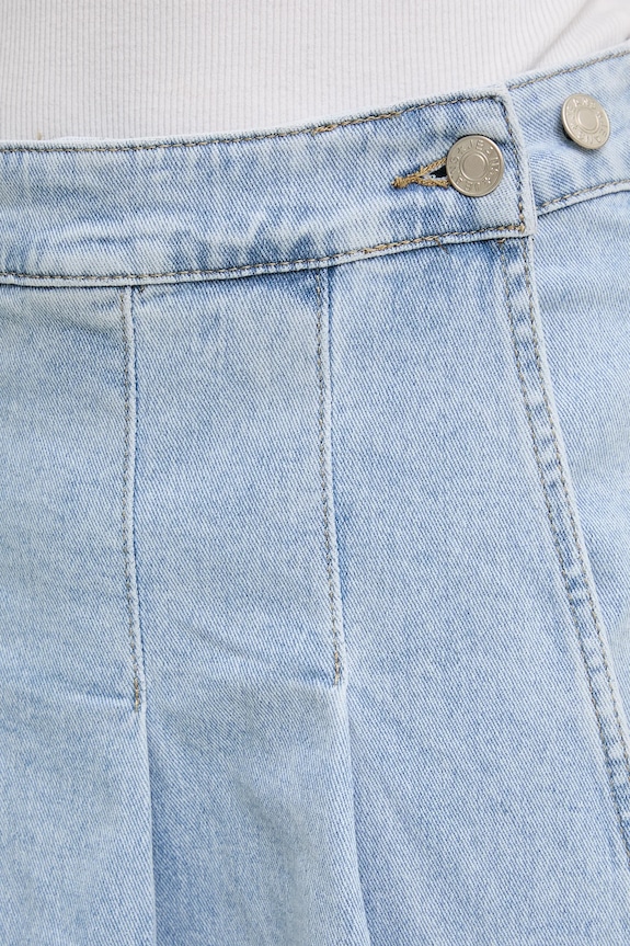 Jeans kratke hlače Answear.LAB modra rd9071.1.FLK