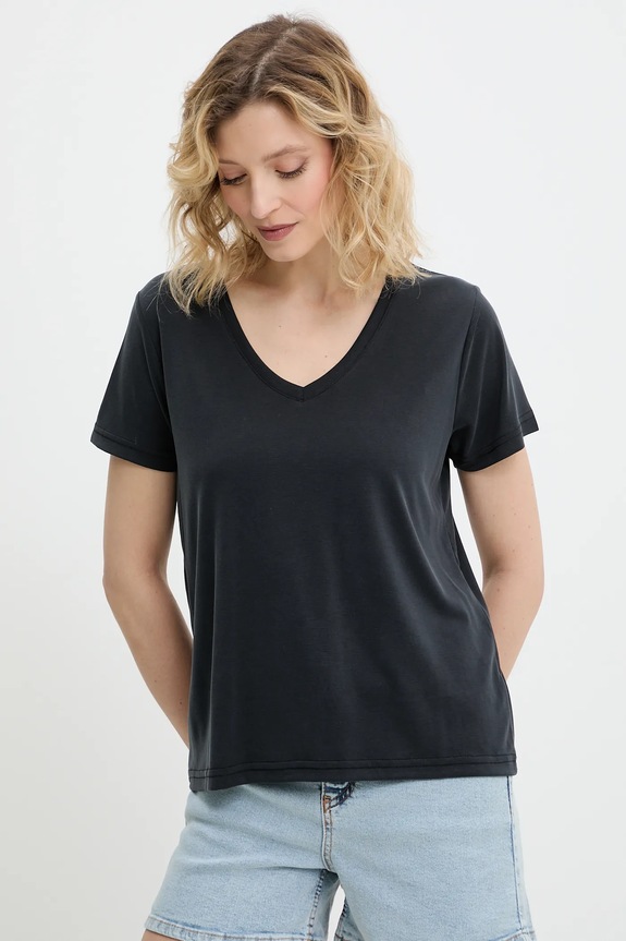 Answear.LAB t-shirt z modalem regular czarny BTS1047.tos