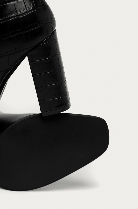 Answear.LAB - Μποτάκια Fashion&Bella μαύρο S8AX3462BLACK