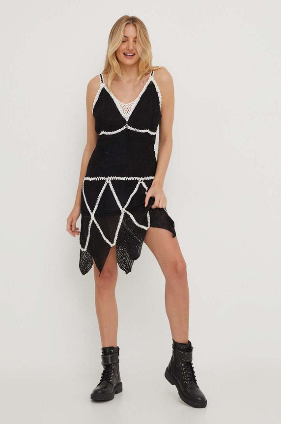 Φόρεμα Answear.LAB X limited collection BE SHERO εμπριμέ μαύρο 2012.h