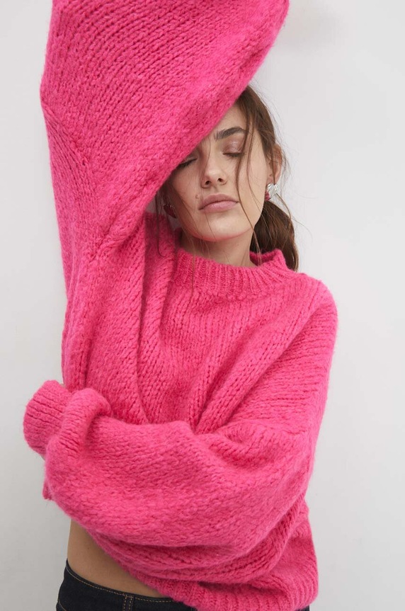 Answear Lab sweter z wełną okrągły różowy 1IT.IKK