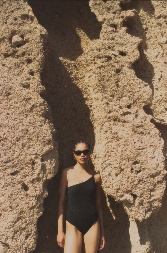 Answear.LAB costume da bagno intero leggermente imbottita nero acw1155.fh