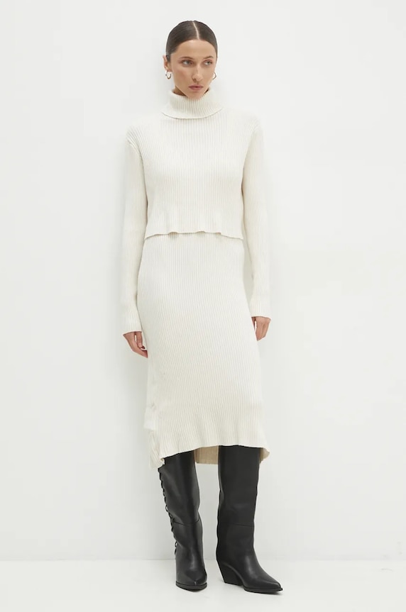 Answear Lab rochie și pulover mini bej W0906AB.HLK
