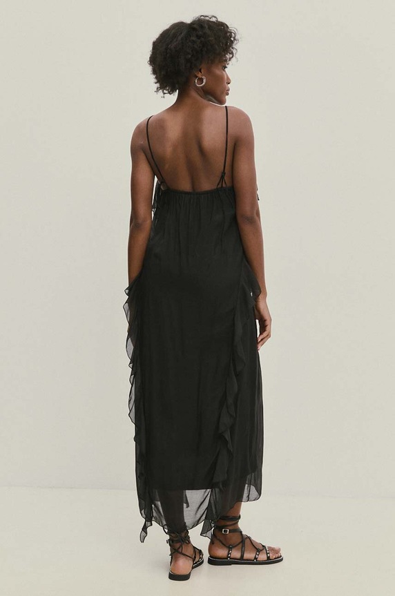 Answear Lab sukienka czarny d825.ijs