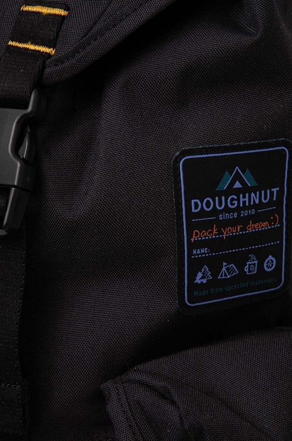 Batoh Doughnut Grounder Happy Camper černá D394HA.0003