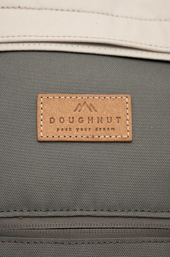 Ruksak Doughnut sivá D195RE.0608