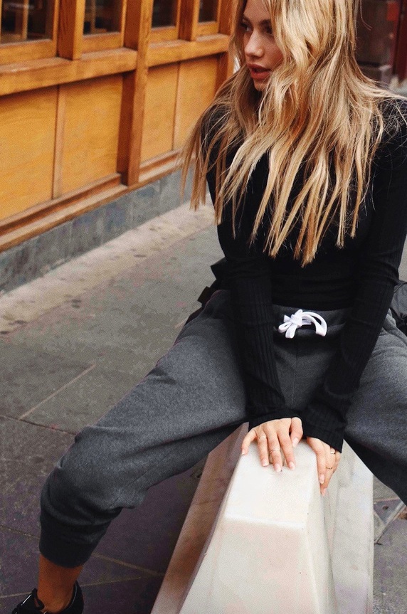 MUUV. Pantaloni Soft Touch spodnie.dresowe.SOFT.TO gri ZA00