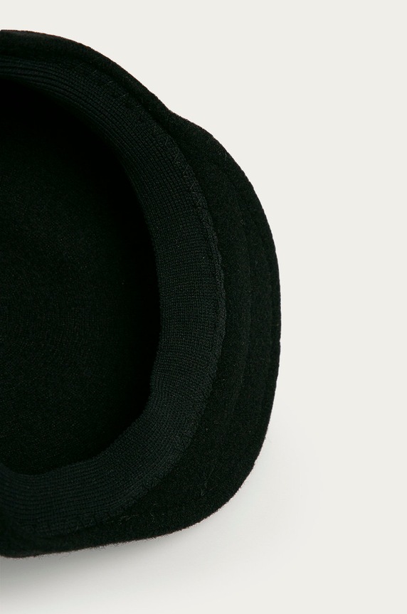 Kangol - Sapka fekete K0875FA.BK001