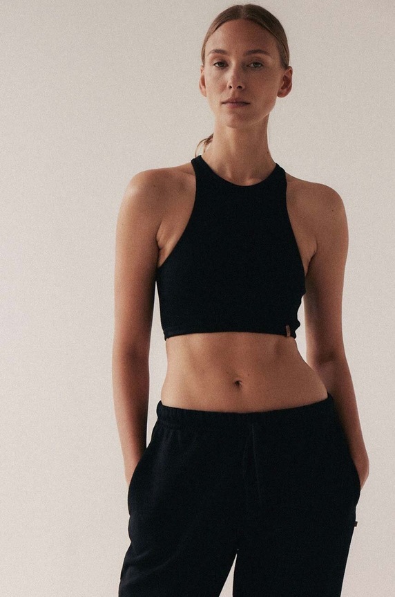 MUUV. top uni negru top.long.story.black