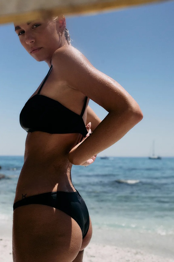 MUUV. bikini brazilieni FILLE figi.tanga.FILLE negru ZS25